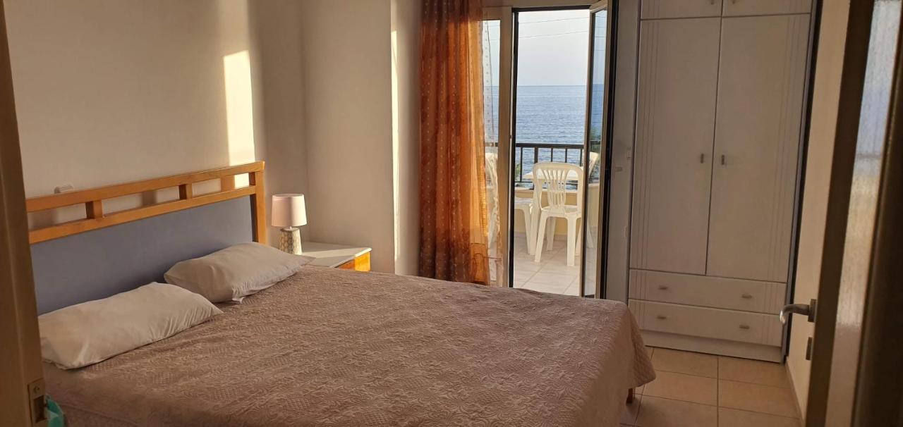 Eirini Apts On The Beach Psari Forada Exterior photo