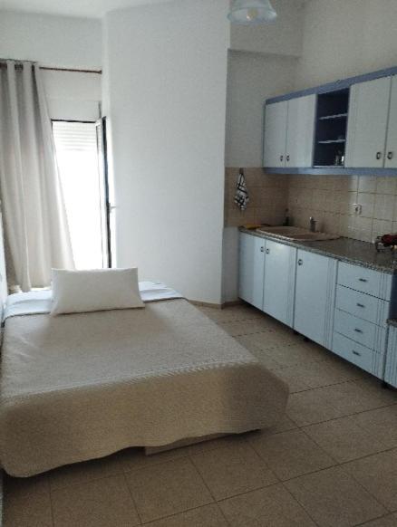Eirini Apts On The Beach Psari Forada Exterior photo
